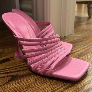 PINK STRAPPY HEEL SANDALS - NEVER WORN